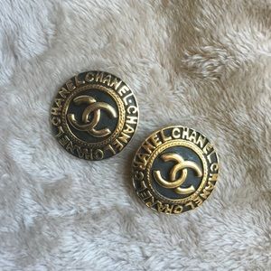 Authentic Vintage CHANEL Earrings ✨